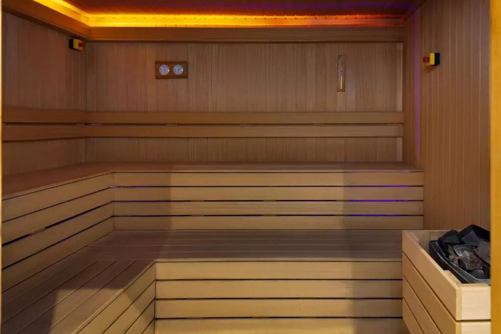 سونا خشک هتل شرایتون سیتی سنتر